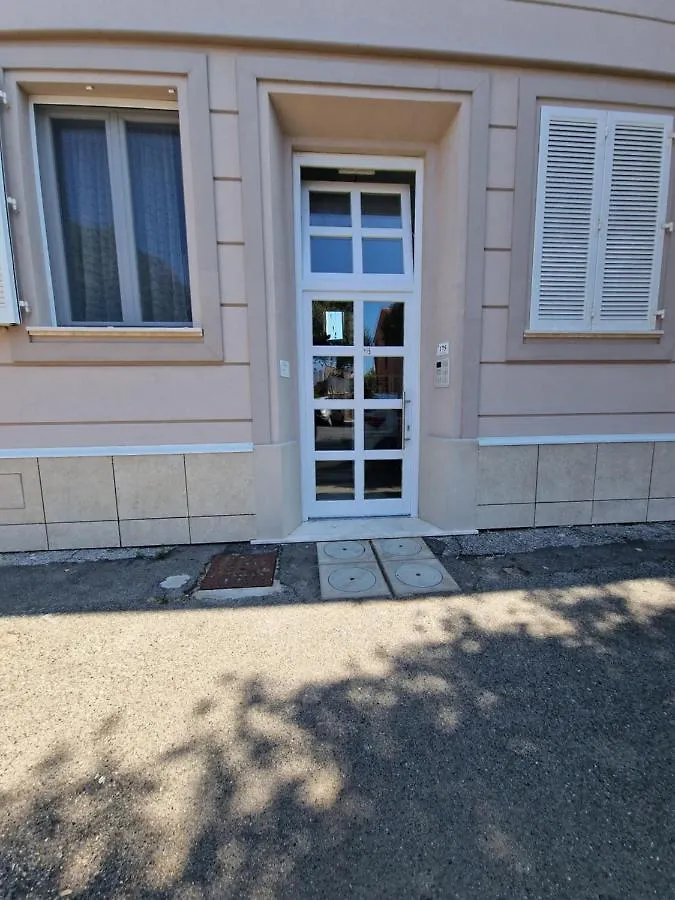 Casa Vacanza Marina Di Pisa 0*,